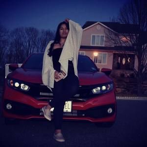 Meet your Posher, Marcela